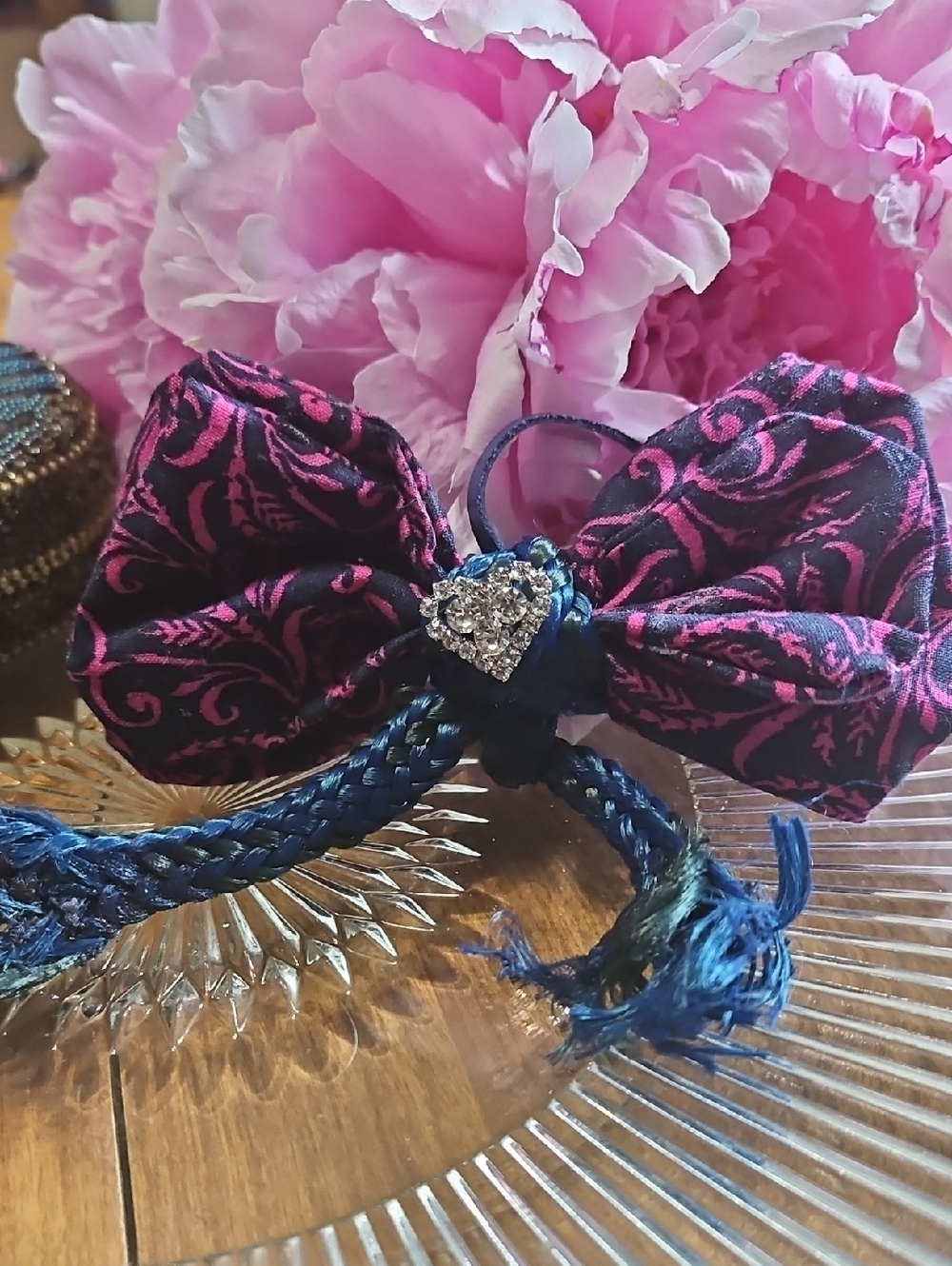 Reserved 4 MS.BELLA Hand Crafted Dog Collar Bow Tie Navy&Pink Crystal Heart NEW